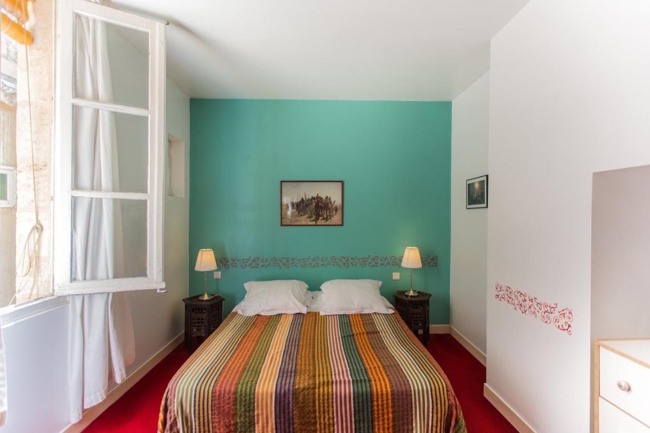 Maison D'Hotes Chambre En Ville Bordéus Quarto foto