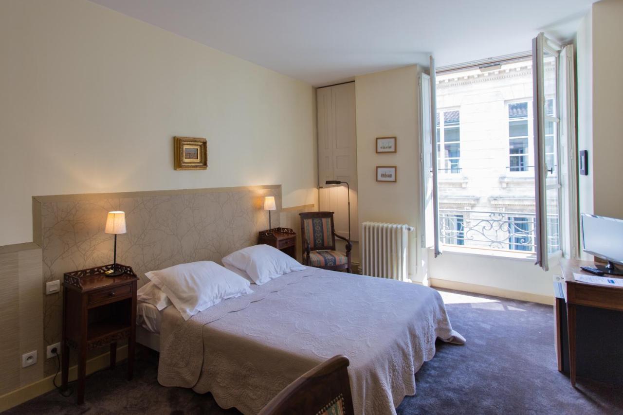Maison D'Hotes Chambre En Ville Bordéus Quarto foto